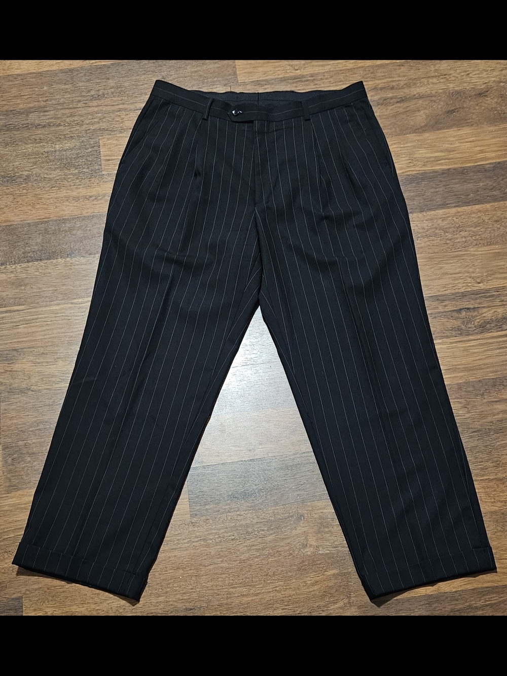 EMANUEL UNGARO mens pinstriped dress pants SIZE 38x30 COLOR BLACK CP15